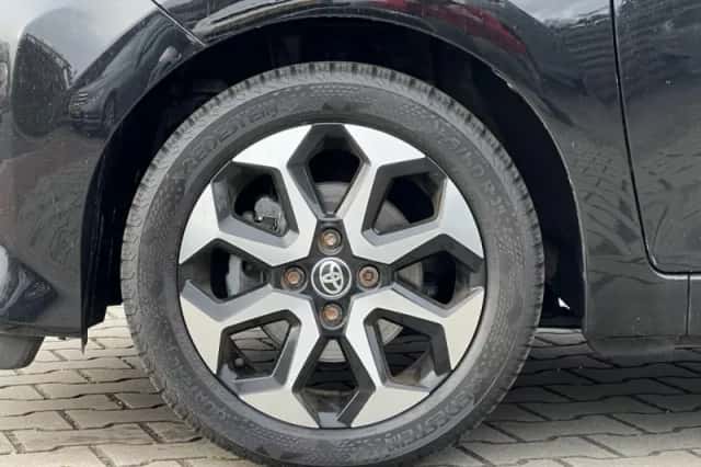 Toyota Aygo (2018) thumbnail 4