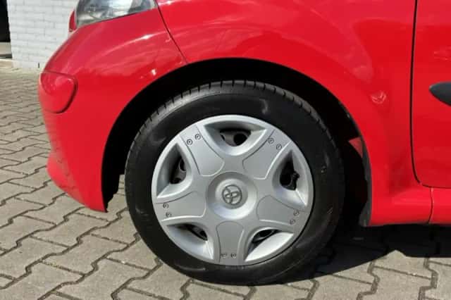 Toyota Aygo (2008) thumbnail 4
