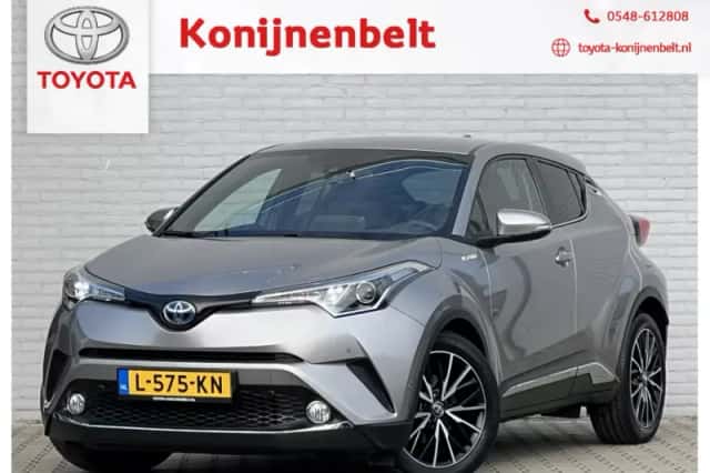 Toyota C-HR (2017) thumbnail 1