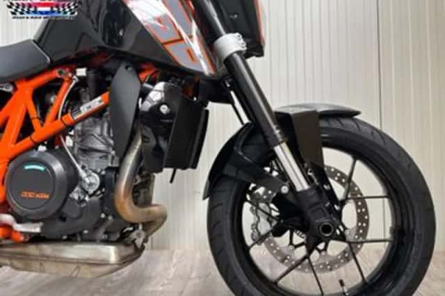 KTM 690 (2014) thumbnail 2