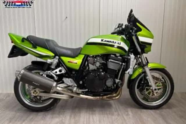 KAWASAKI ZRX (2001) thumbnail 1