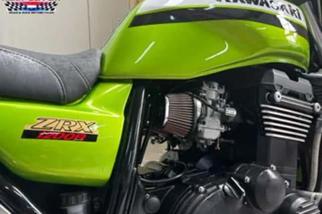 KAWASAKI ZRX (2001) thumbnail 3