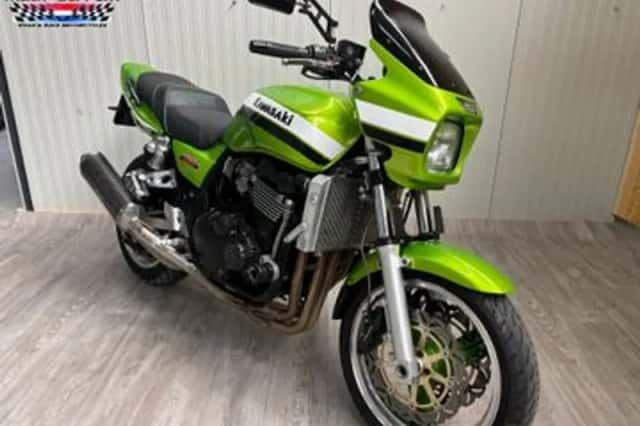 KAWASAKI ZRX (2001) thumbnail 6