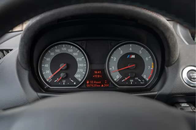 BMW 1-Serie (2012) thumbnail 10