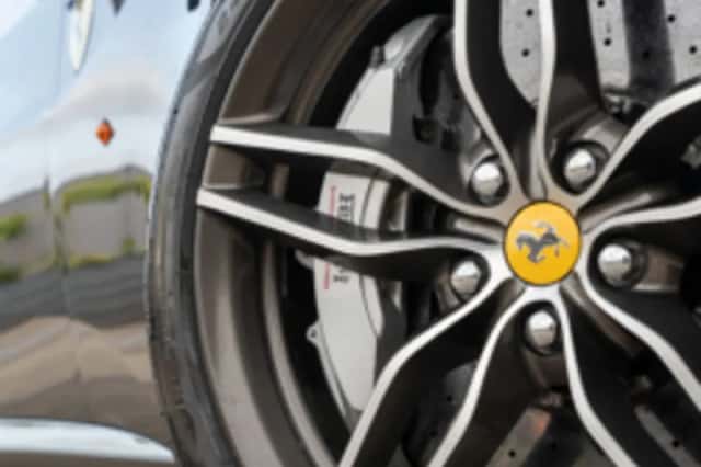 Ferrari FF (2012) thumbnail 93