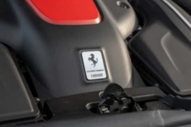 Ferrari FF (2012) thumbnail 95