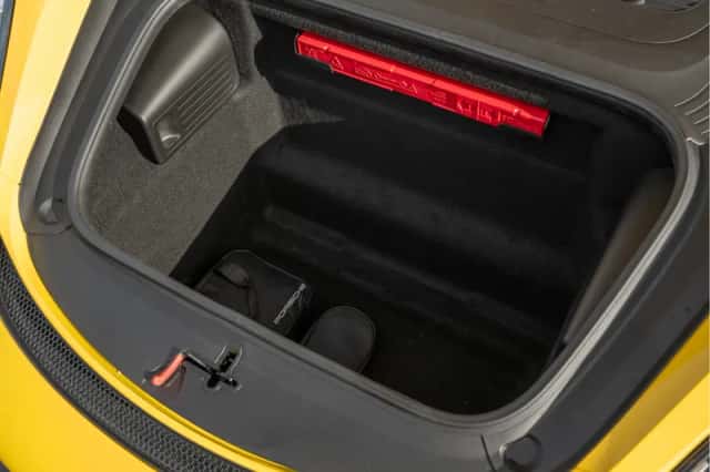 Porsche 718 (2020) thumbnail 25