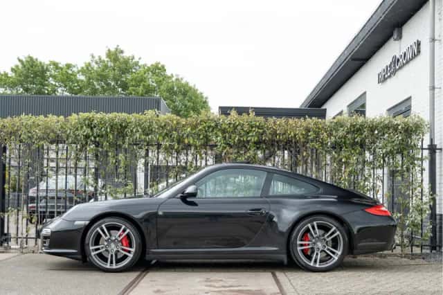 Porsche 911 (2011) thumbnail 4