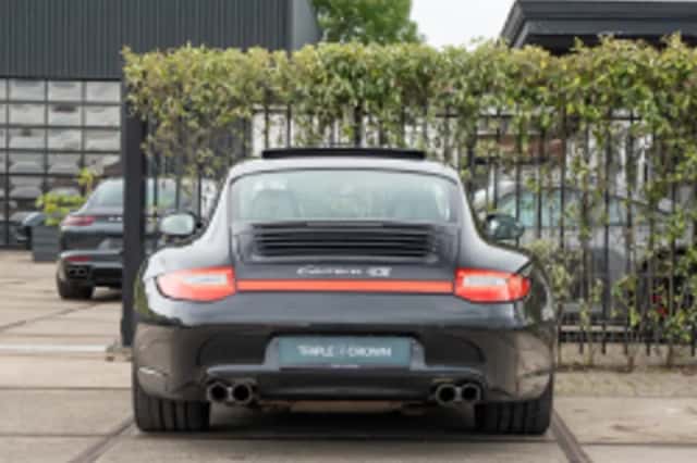 Porsche 911 (2011) thumbnail 55