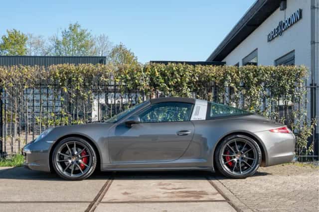 Porsche 911 (2014) thumbnail 6
