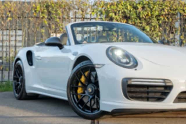 Porsche 911 (2017) thumbnail 93