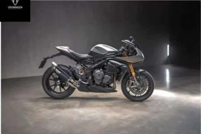 Triumph Speed Triple 1200 RR (2024) thumbnail 4