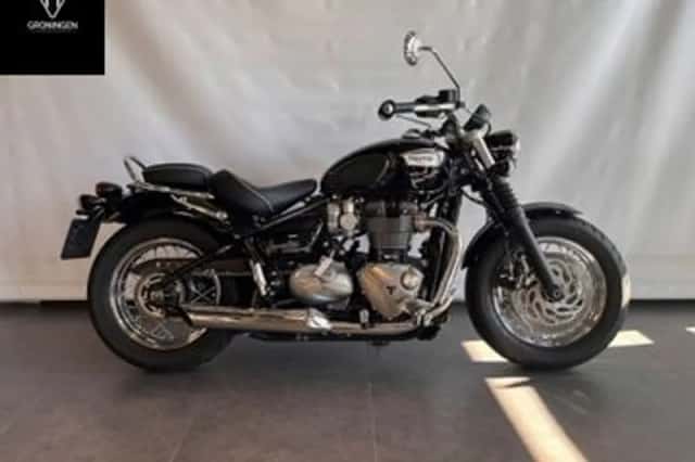 Triumph BONNEVILLE (2021) thumbnail 1