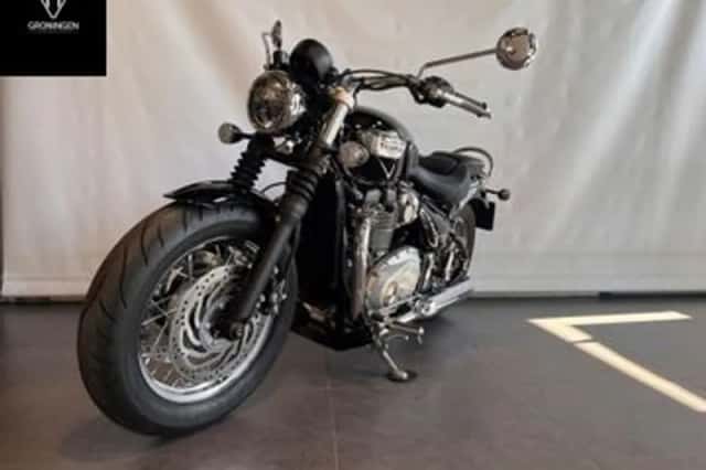 Triumph BONNEVILLE (2021) thumbnail 3