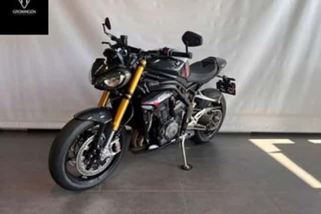 Triumph SPEED TRIPLE 1200 RS (2026) thumbnail 3
