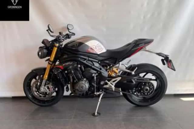 Triumph SPEED TRIPLE 1200 RS (2026) thumbnail 4