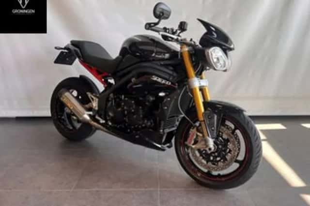 Triumph SPEED (2014) thumbnail 2