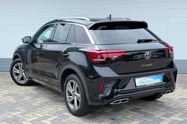Volkswagen T-Roc (2023) thumbnail 2