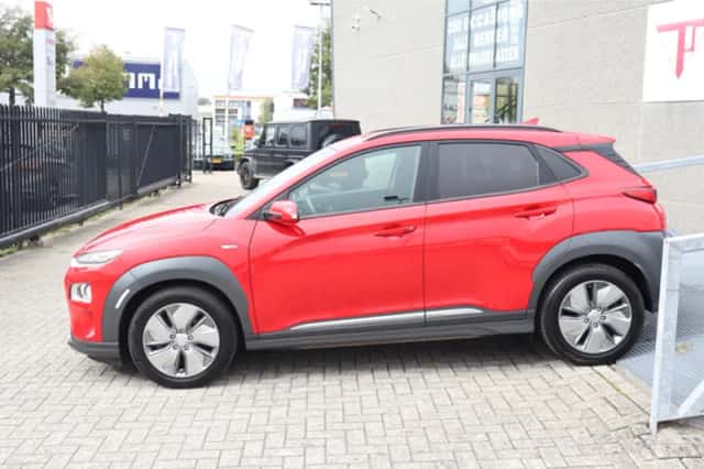 Hyundai Kona (2020) thumbnail 3