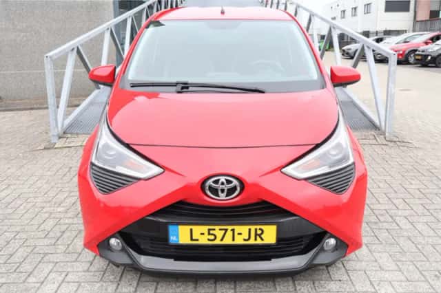 Toyota Aygo (2021) thumbnail 6