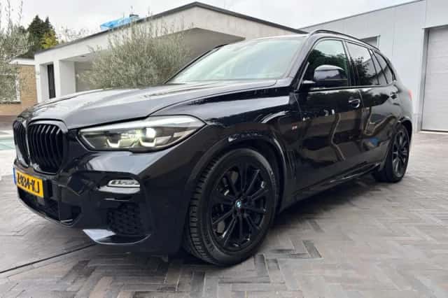 BMW X5 (2020) thumbnail 2