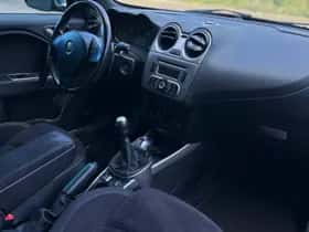 Alfa Romeo Mito (2013) thumbnail 4