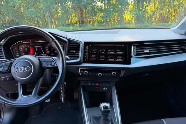 Audi A1 (2019) thumbnail 6