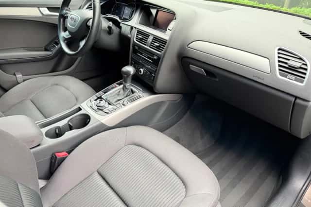 Audi A4 (2014) thumbnail 4