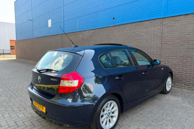 BMW 1-Serie (2005) thumbnail 3