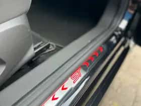 Ford Fiesta (2015) thumbnail 19