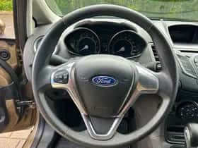 Ford Fiesta (2015) thumbnail 9