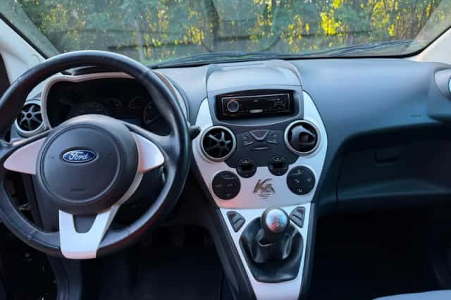 Ford Ka (2008) thumbnail 6