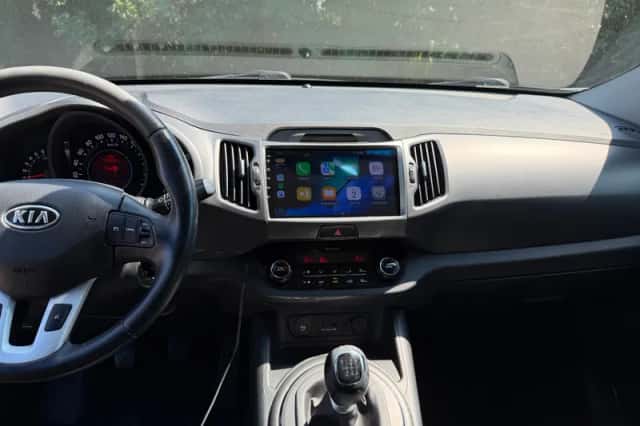 Kia Sportage (2011) thumbnail 6