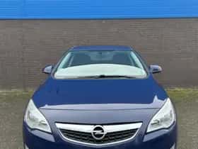 Opel Astra (2011) thumbnail 5