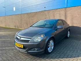Opel Astra GTC (2009)