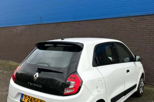Renault Twingo (2021) thumbnail 3