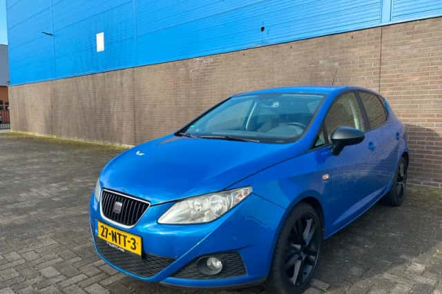 SEAT Ibiza (2010) thumbnail 1