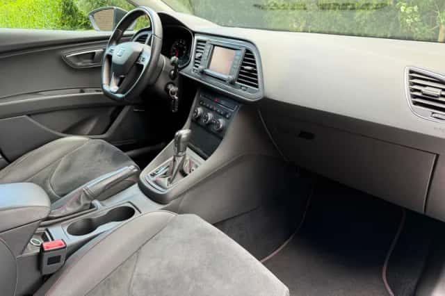 SEAT Leon (2013) thumbnail 4