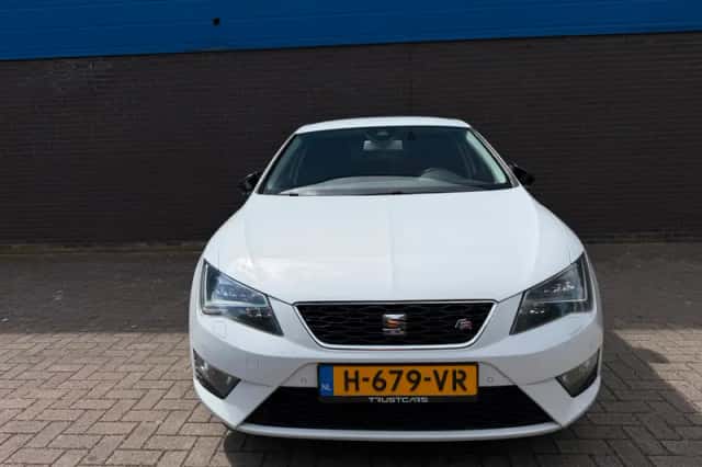 SEAT Leon (2013) thumbnail 5