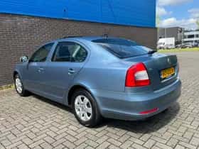 Škoda Octavia (2010) thumbnail 9