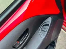Toyota Aygo (2014) thumbnail 8