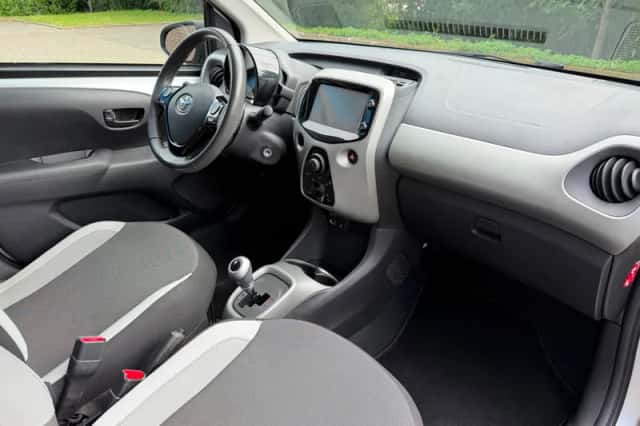 Toyota Aygo (2014) thumbnail 4