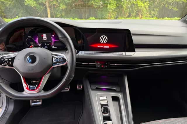 Volkswagen Golf (2021) thumbnail 6