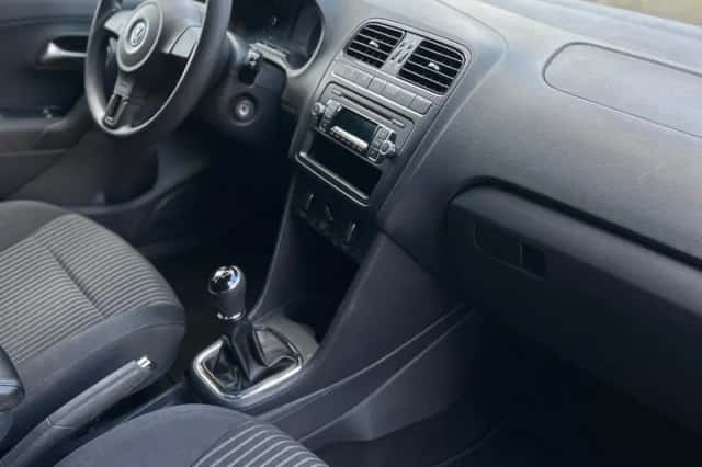 Volkswagen Polo (2014) thumbnail 4