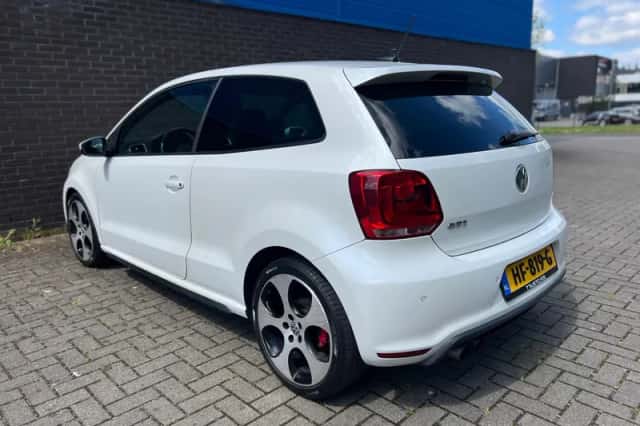 Volkswagen Polo (2012) thumbnail 10