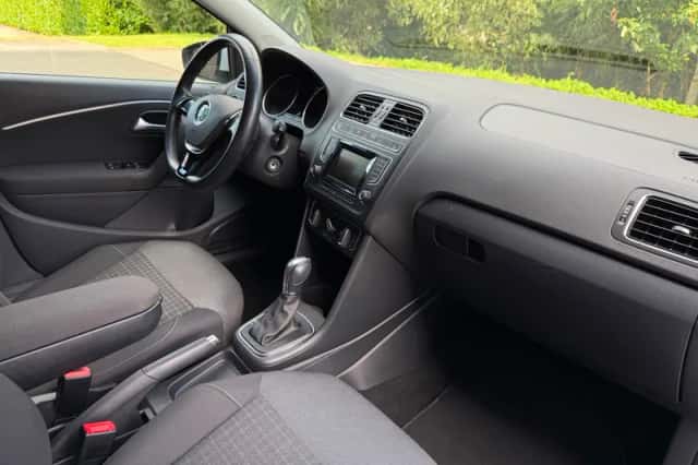 Volkswagen Polo (2015) thumbnail 4