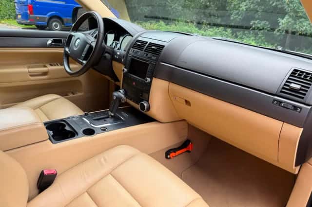 Volkswagen Touareg (2006) thumbnail 4