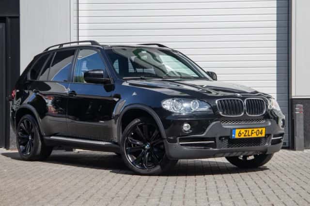BMW X5 (2009) thumbnail 1