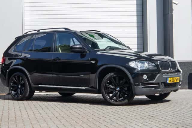 BMW X5 (2009) thumbnail 3