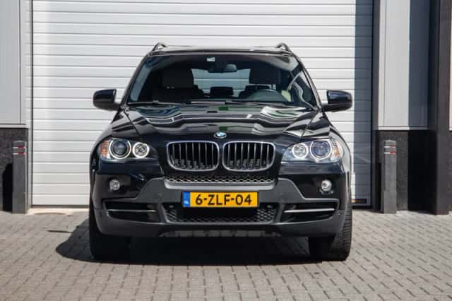 BMW X5 (2009) thumbnail 6